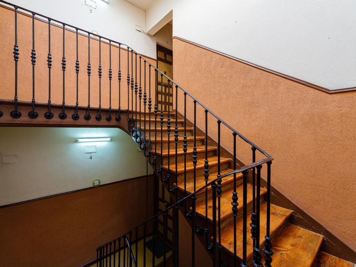 مدريد My City Home Apartamento Reina Sofia المظهر الخارجي الصورة